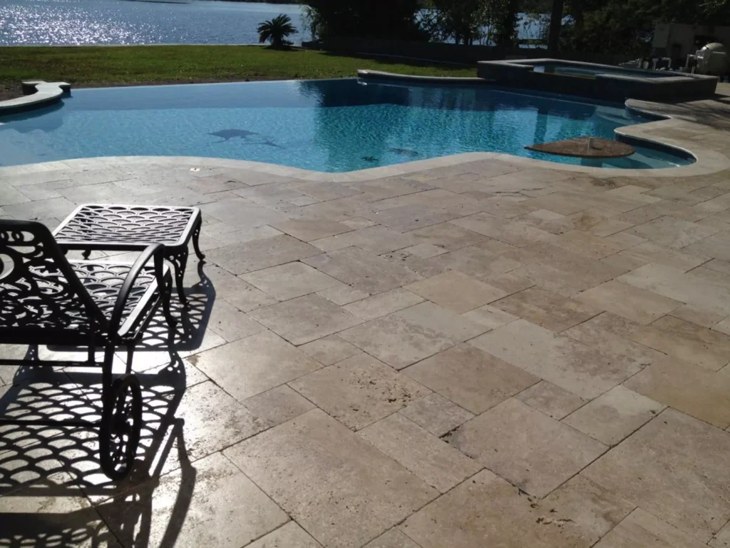 What travertine pavers do not get hot in the sun