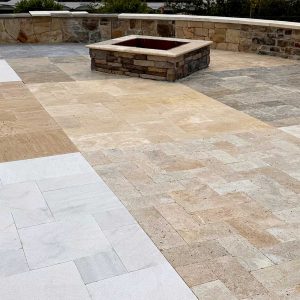 What colors do travertine pavers come in