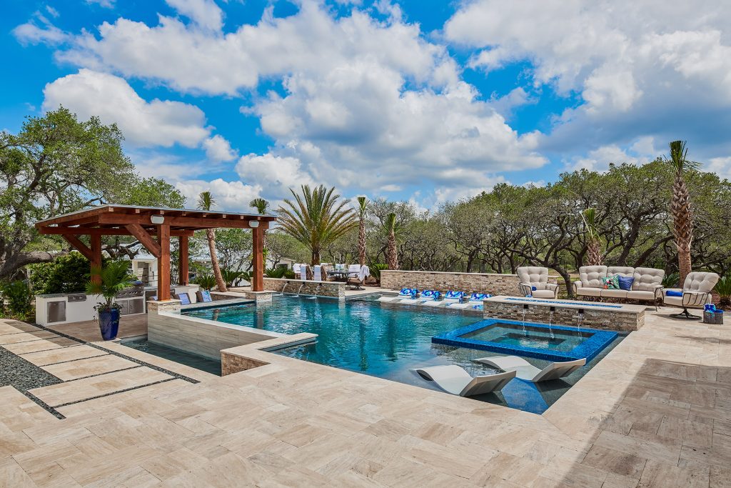 Can you acid wash travertine pavers