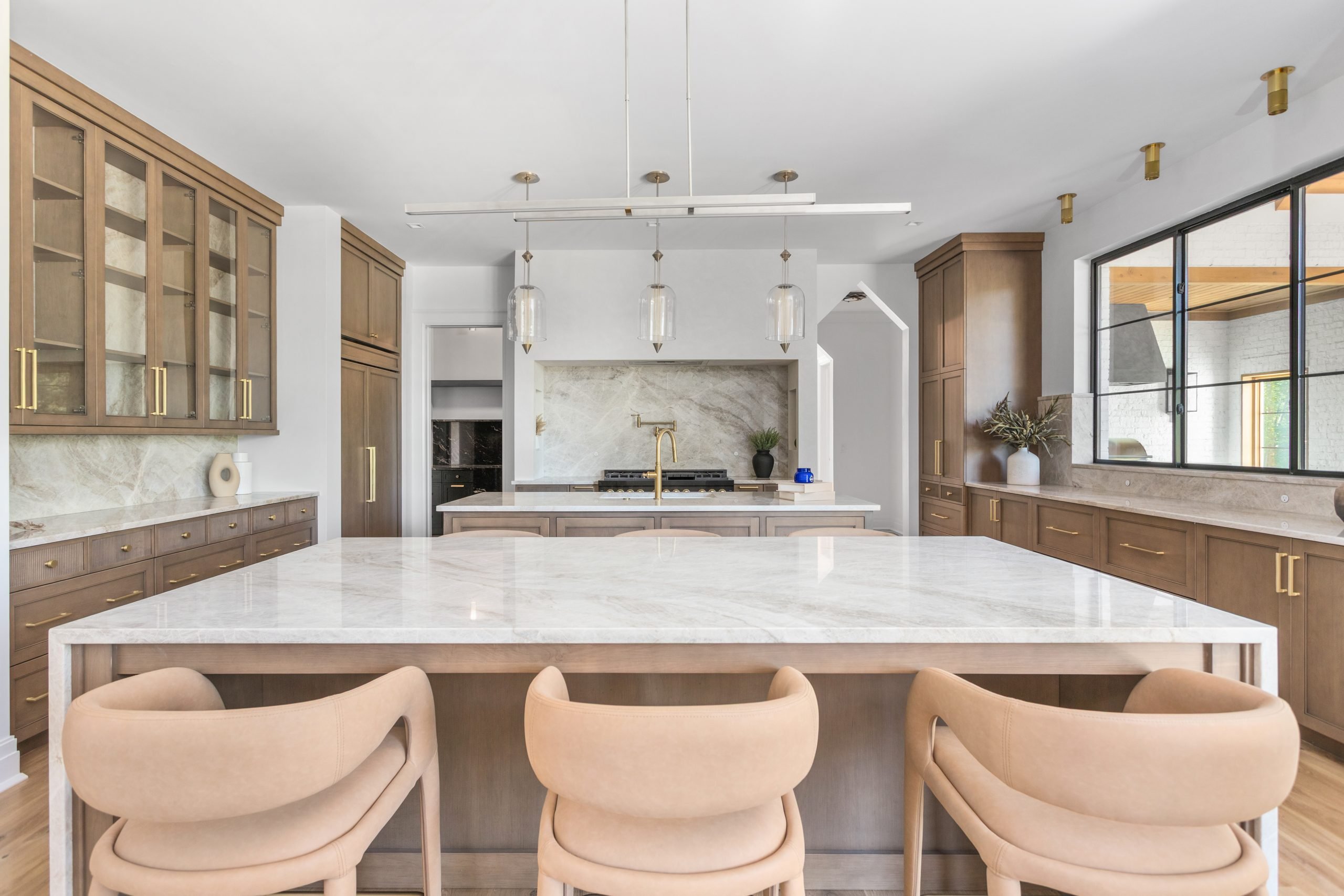 What is the best daily cleaner for quartzite